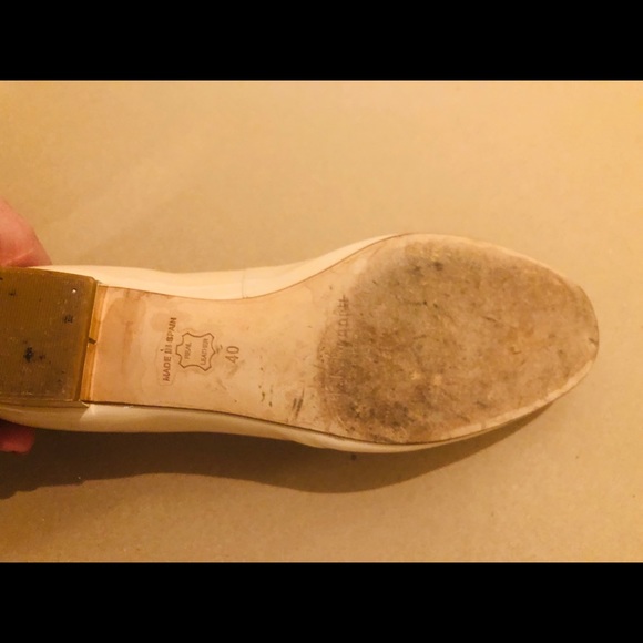 LK Bennett ivory patent flats with jewel stones. - Picture 6 of 6